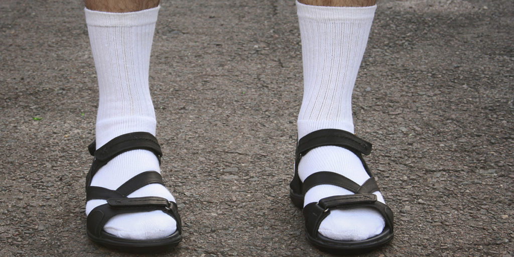 Girl Zeigt Uns Seine Muschi Und Seine Socken Girl Zeigt Uns Seine Muschi Und Seine Socken